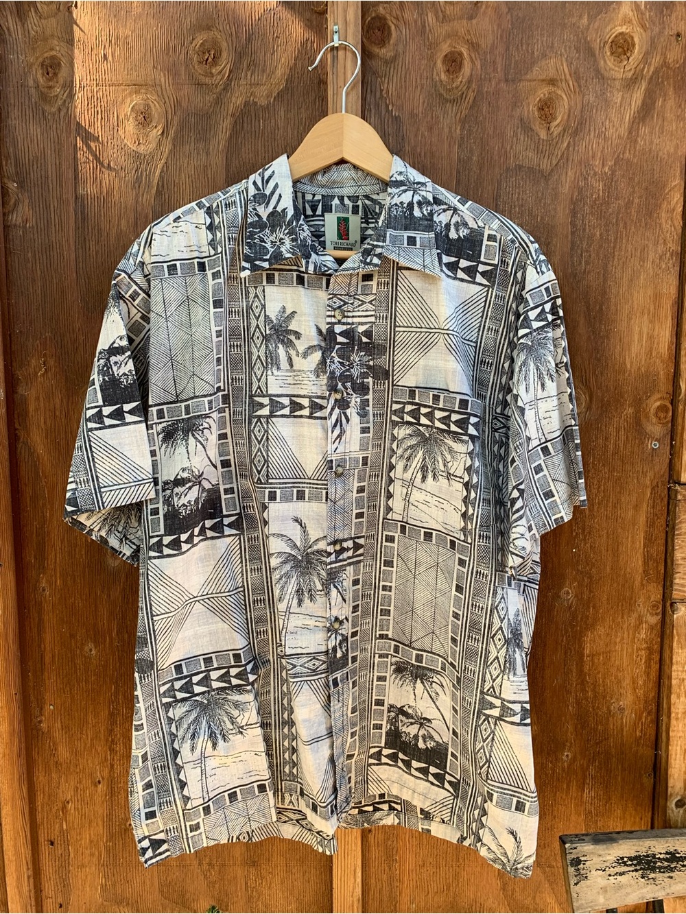 Tori Richard Hawaiian Aloha Tiki Black & White Palm Camp Shirt